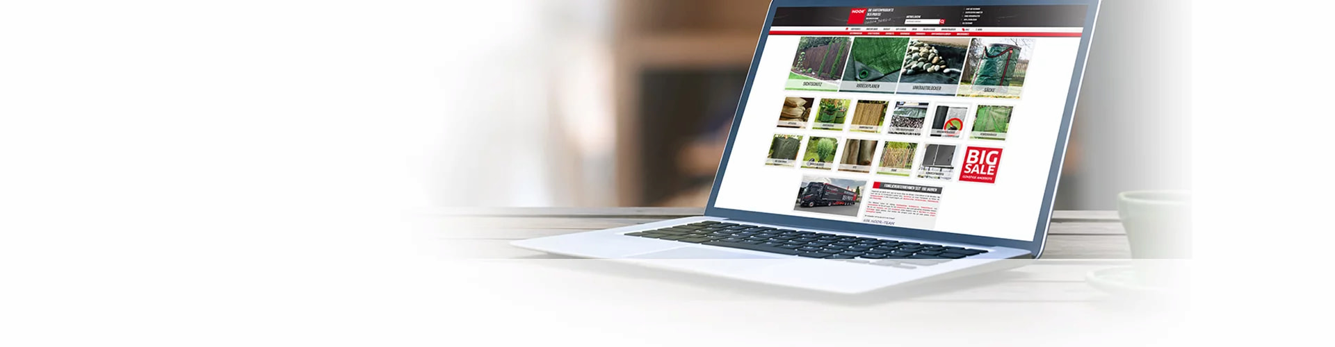 Laptop zeigt WebShop